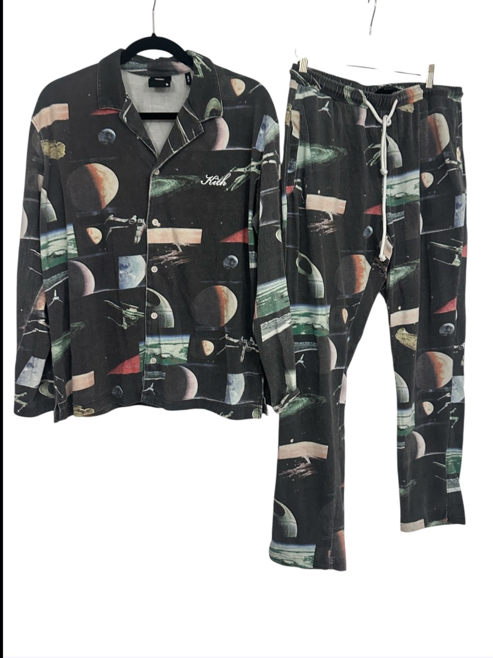 Kith x Star Wars cinematic print pajamas( FW21 limited release)
